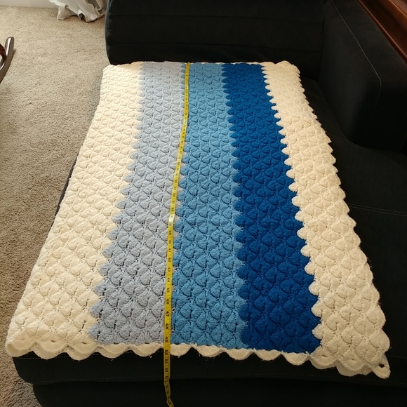 Vintage Hand Knit Blanket Crochet Blanket Large 64×50 Blue White Stripe Handmade - Picture 11 of 16